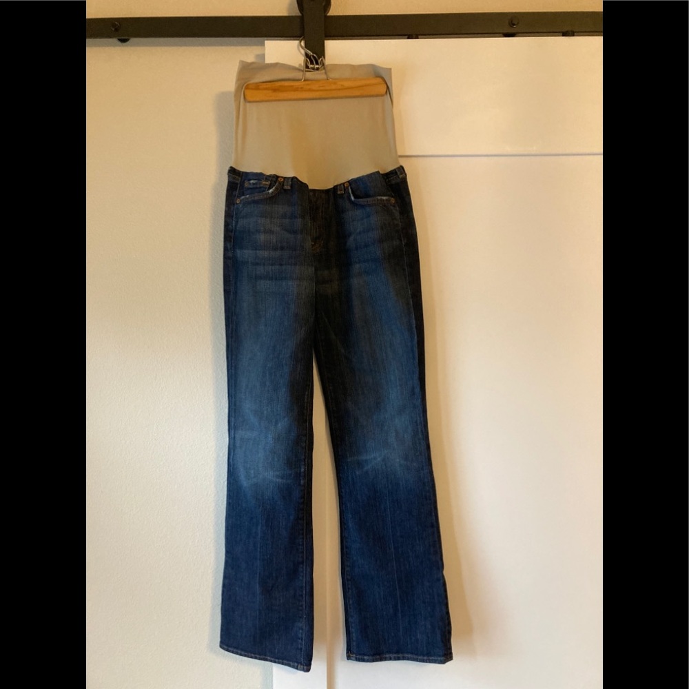 A pea in a pod- 7 for all mankind maternity jeans